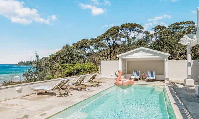 Narrawallee House | McGrath welcomes you to Kids Beach