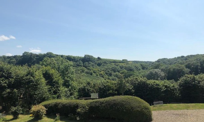 Hele House | Meadow Cottage. Pretty modern cottage close to Woolacombe and Lee