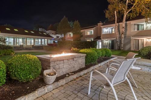 Ogunquit Hotel | Meadowmere Resort