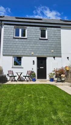 Mabe House | Meadowvine