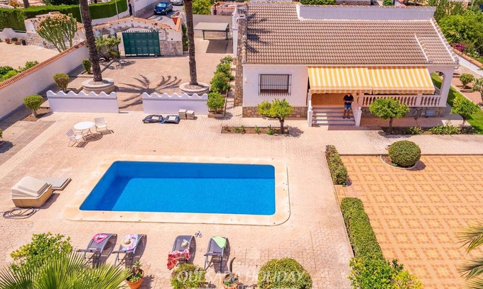 Quesada Villa | Mediterranean Style Villa in Quesada Centre private pool walking distance to all