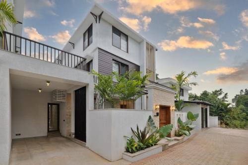 Anjuna Villa | Melhor stays villas - L-S10 4BHK villa with private pool, Anjuna