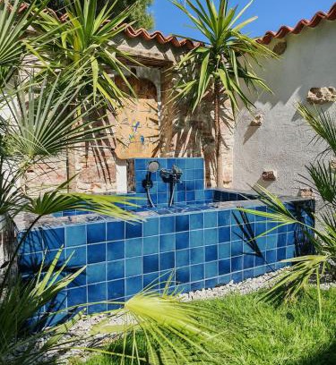 Ayvalik City Center Villa | Meli Mila Spiti milozrooms Ayvalik