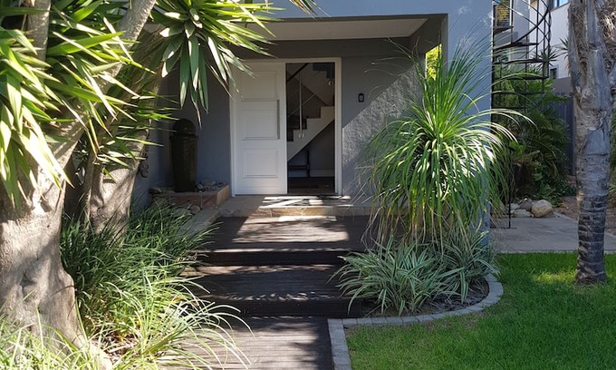 Melkbosstrand House | Melkbosch Guesthouse