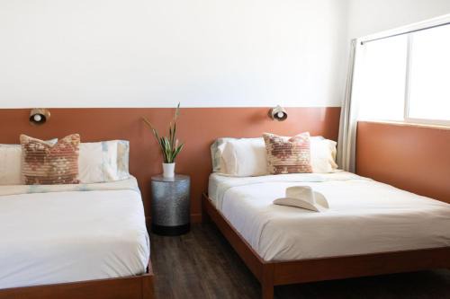 Del Norte Hotel | Mellow Moon Lodge
