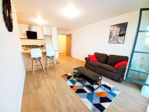 Clamart Apartment | Melody Clamart, 25 min de Paris, Tramway 6, Parking