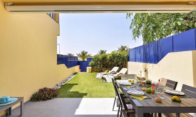 Costa Meloneras House | Meloneras Bahia 7 by VillaGranCanaria