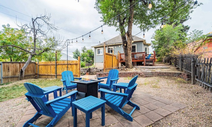 Central Colorado Springs House | Memorial Row! Downtown Escape w/Mountain Views