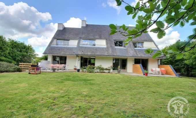 Tonquedec House | Menez Bras - TONQUEDEC