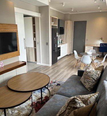 Menlyn Apartment | Menlyn Maine Trilogy 1 bedroom Apartment 505