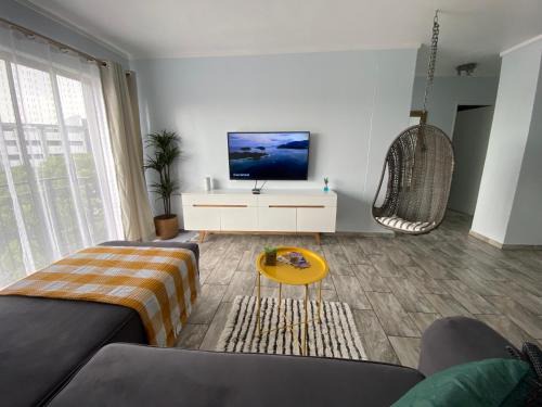 Menlyn Apartment | @Menlyn Place, Menlyn Maine