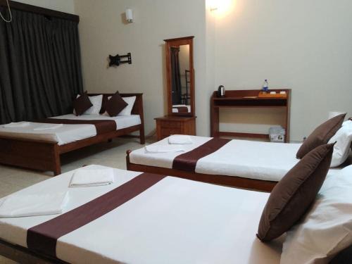 Kollupitiya House | MercuryFM 103 Guest House - Colombo 3