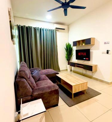 Masai Apartment | Meridin Bayvue Sea View Homestay by JP