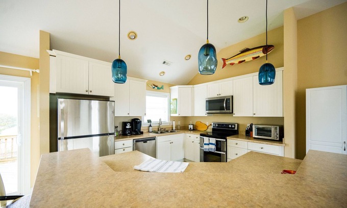 Kill Devil Hills House | Mermaid Way - beach 5 min walk, pool w/heater, hot tub, game room, pet friendly