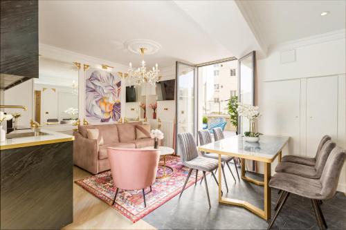 Saint-Thomas-d'Aquin Apartment | Merveil - Luxury Suite - Tour Eiffel - Bac II