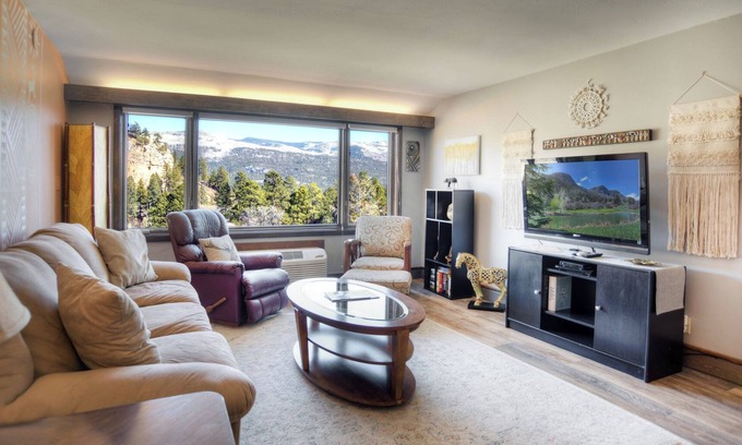 Purgatory Condo | Mesa Markings (#203) |10 min to Ski - Pool/HotTub - Views - Golf - AC