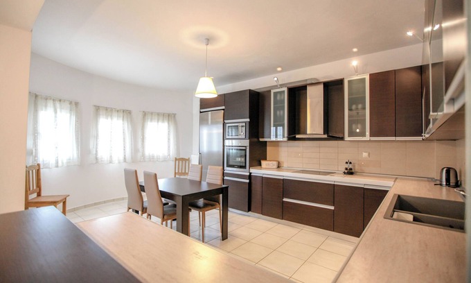 Kalambaka Villa | Meteora's Secret Garden House 2