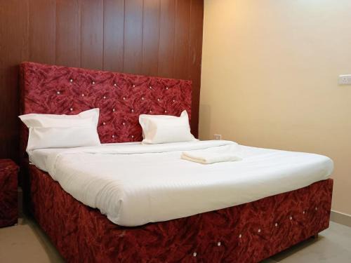 Mohangarh Hotel | Metro Regency - Near Hazratganj & Charbagh