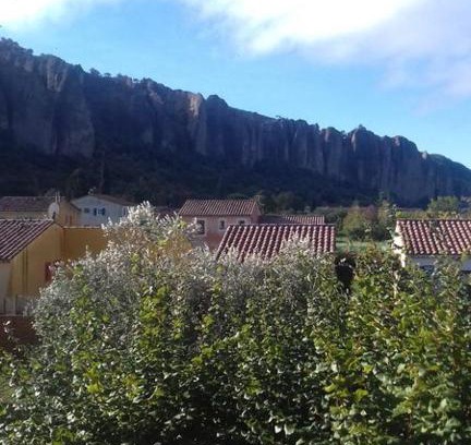 Les Mees Apartment | meublé 40m2 classé 2 étoiles. Lumineux les Mées 04190