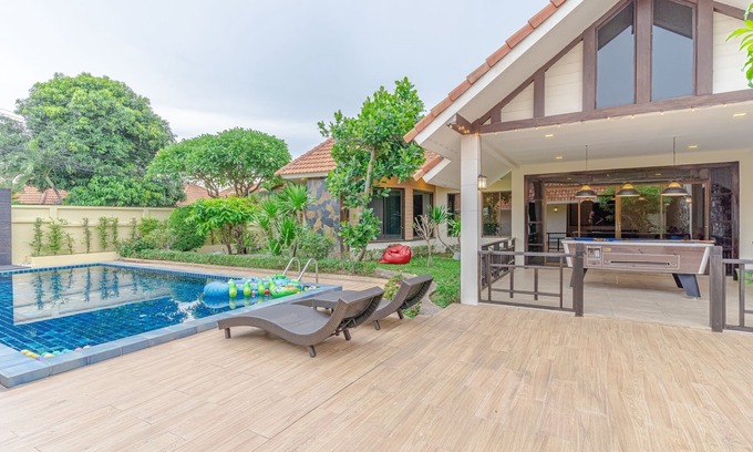 Nong Prue Villa | Mew pool villa 3. Luxury resort style. 5min to chill shopping center.
