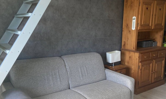 Le Praz de Lys Apartment | Mezzanine Apartment for 6, Village Center, Near Slopes