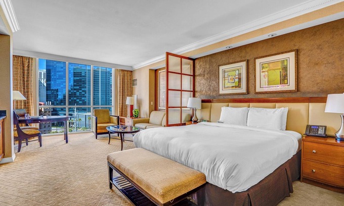 Las Vegas Apartment | MGM Signature 31st Flr | No Resort Fee