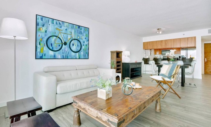 Brickell Apartment | MIA(CZ) - CLUB #2907 (1B)