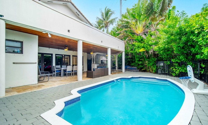 Miami Shores House | Miami Shores Waterfront Dream:The Ultimate 4,400+ Sq Ft Oasis with Cinema & Pool