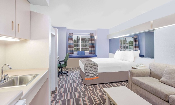 Appleton Hotel | Microtel Inn & Suites by Wyndham Appleton