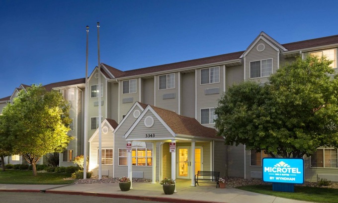 Pueblo Hotel | Microtel Inn & Suites by Wyndham Pueblo