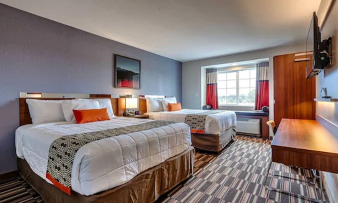 Niagara Falls Hotel | Microtel Inn & Suites by Wyndham Niagara Falls