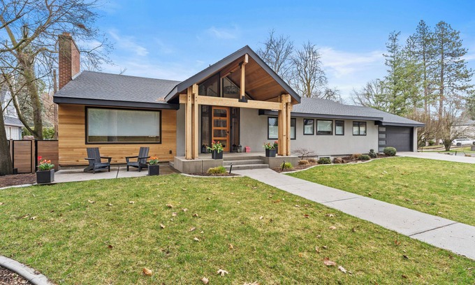 Manito House | Mid Century Modern on the Park!