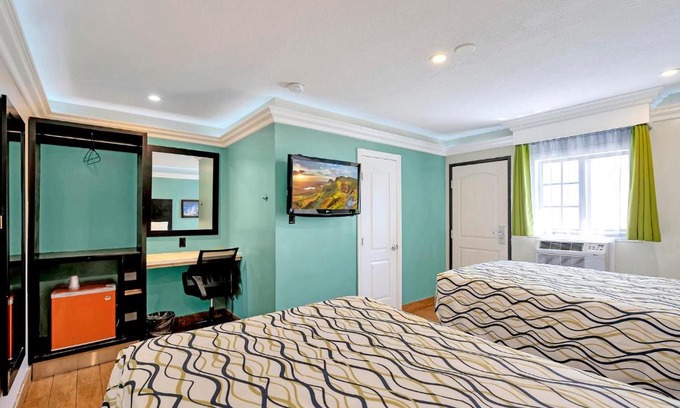 Mid City Hotel | Mid City Inn