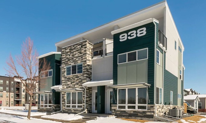 Old Town North House | Mid-Mod Luxe Fire Pit + Patio