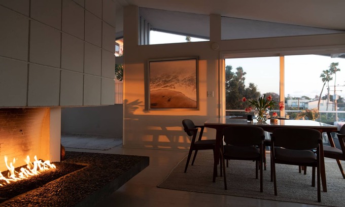 Laguna Beach House | MidCentury Modern Beach Home