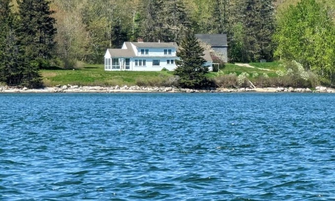Pleasant Point House | Midcoast Waterfront Maine Home