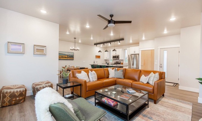 Four Corners Condo | Middlecreek Luxury Home