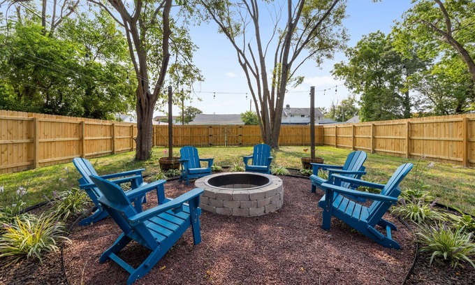 Buckroe Beach House | MidTerm Rental - Fire Pit - 3min Beach - Renovated