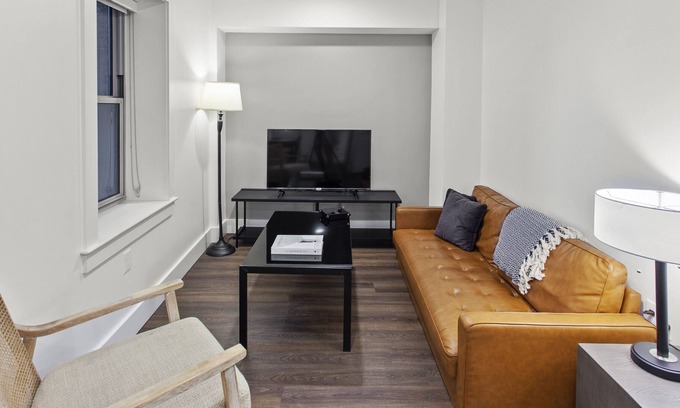 Hanover Place Apartment | Midtown Studio Steps from Dining and Nightlife