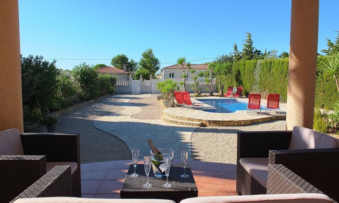 Les Tres Cales Villa | Mila 3 bedrooms, air-con, free wifi