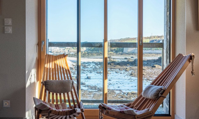 Landunvez House | Mill on the beach, sea view