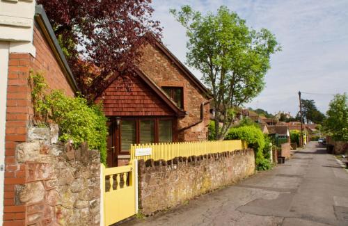 Minehead House | Minehead mews cottage