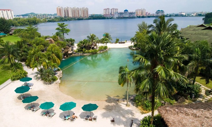 Seri Kembangan Hotel | Mines Beach Resort Hotel