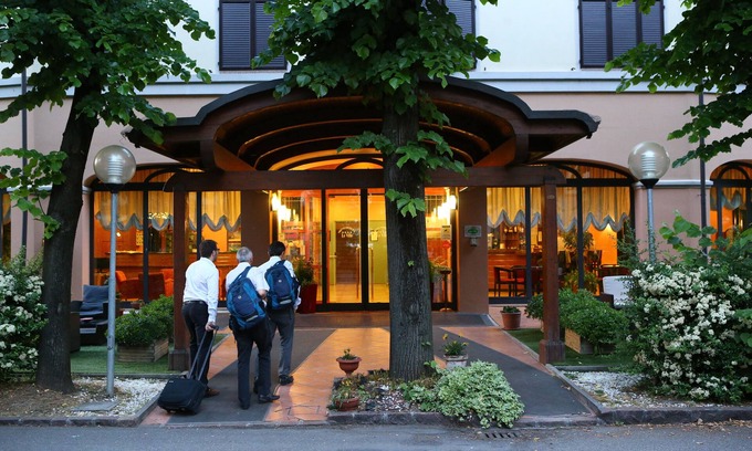 San Faustino-Madonnina-Quattroville Hotel | Mini Hotel Le Ville