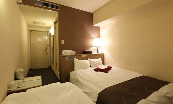 Nishishinsaibashi Hotel | Mini Twin Room Smoking/Osaka Ōsaka
