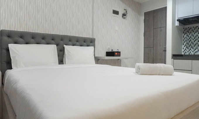 Surabaya Apartment | Minimalist Studio Apartment at Taman Melati