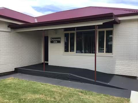 West Albury Apartment | Mint Accommodation - Dunoon