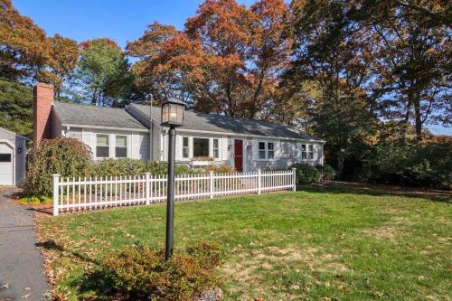 Centerville House | Minutes to Craigville Beach Private Patio and Backyard
