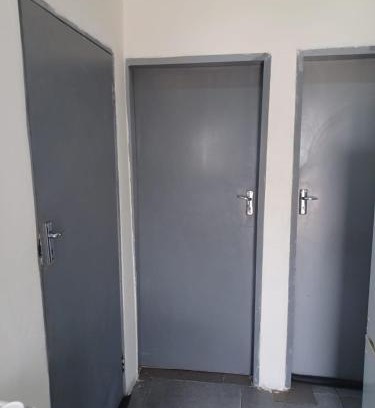 Greater Johannesburg Metropolitan Area Apartment | Mira