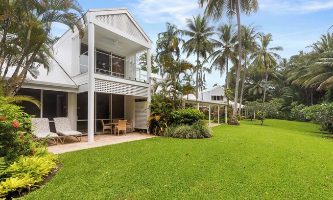 Port Douglas Villa | Mirage Resort Villa 105 with access to Sheraton Facilities